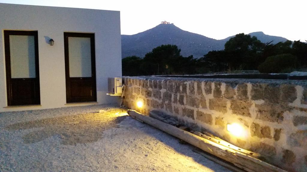 Casa Vacanze Senia Del Rais Фавиняна Стая снимка
