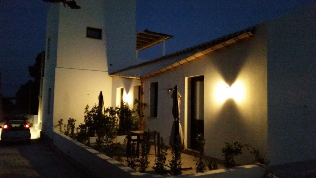 Casa Vacanze Senia Del Rais Фавиняна Стая снимка