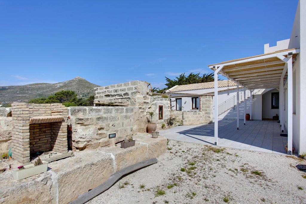 Casa Vacanze Senia Del Rais Фавиняна Екстериор снимка