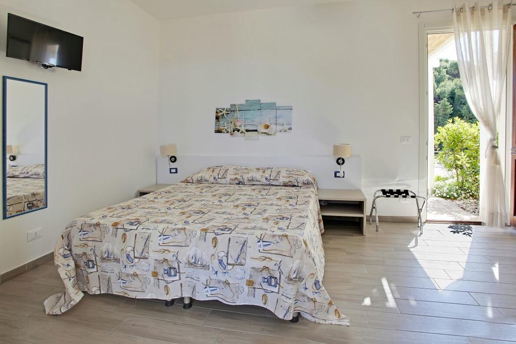 Casa Vacanze Senia Del Rais Фавиняна Екстериор снимка