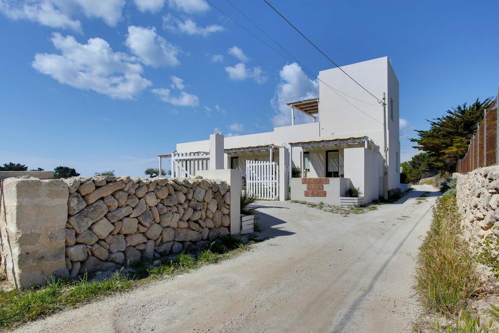 Casa Vacanze Senia Del Rais Фавиняна Екстериор снимка